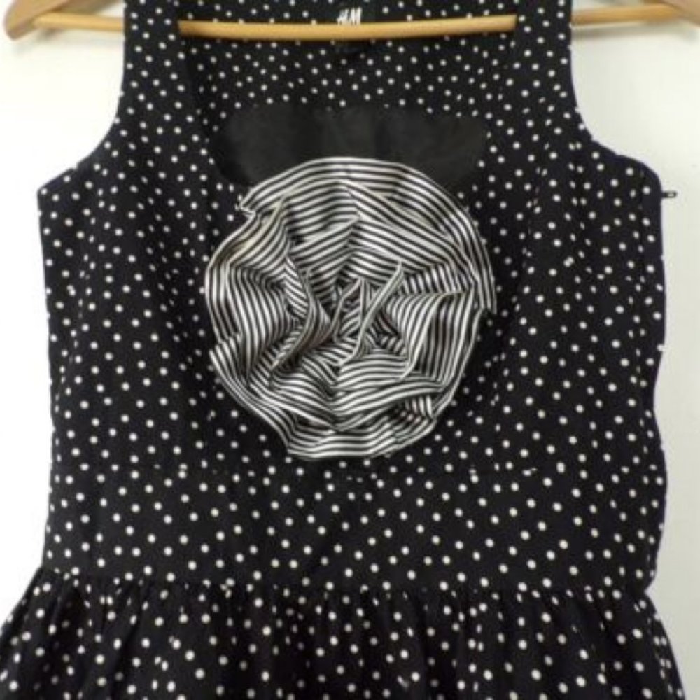 H&M Black & White Polka Dot Flower Embellishment Sleeveless Puffy Dress Size 6